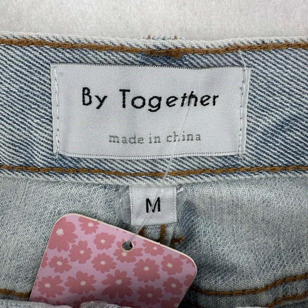 By Together‎ Light Wash Button Fly Denim Jean Shorts Size Medium Cut Off NWT